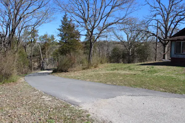 17927 Farm Road 2259, Eagle Rock, MO 65641