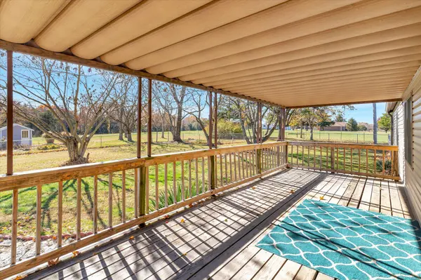 208 Carter RD, Sparta, MO 65753