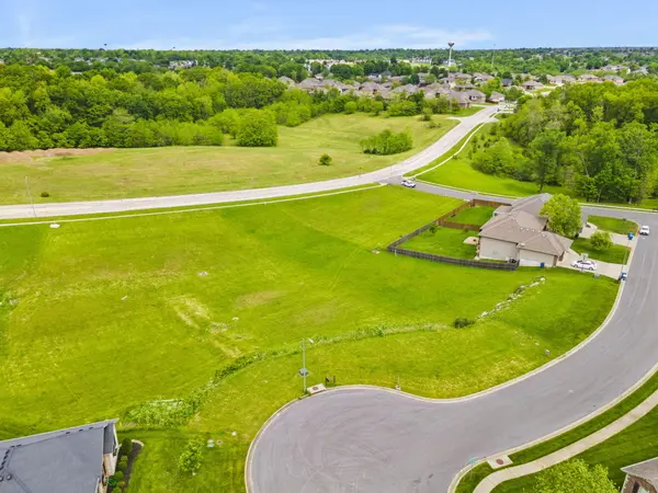 721 Oak Terrace DR, Nixa, MO 65714