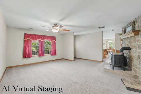 17537 Mockingbird Rd RD, Warsaw, MO 65355