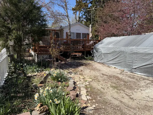 185 Monarch LN, Branson, MO 65616