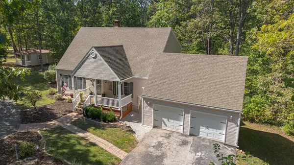 240 Iron Oaks DR, Ozark, MO 65721