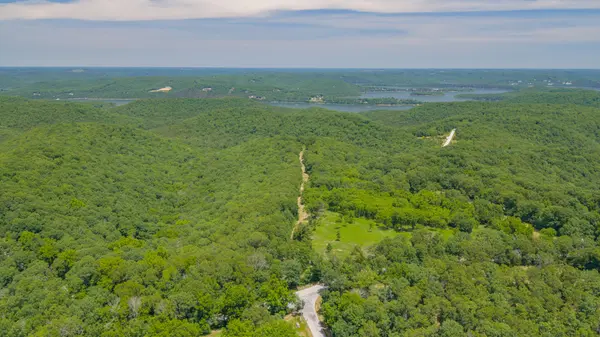 9015 Stallion Bluff RD, Shell Knob, MO 65747