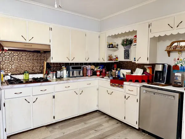 415 W 5th ST, Lockwood, MO 65682