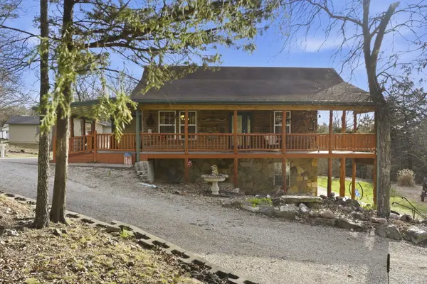 25998 County Road 262, Hermitage, MO 65668