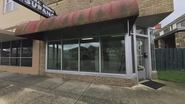 215 S Grand AVE, Houston, MO 65483