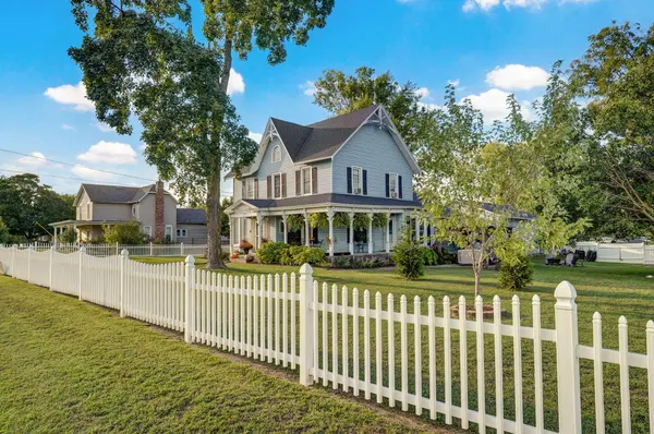 315 W Washington ST, Marionville, MO 65705