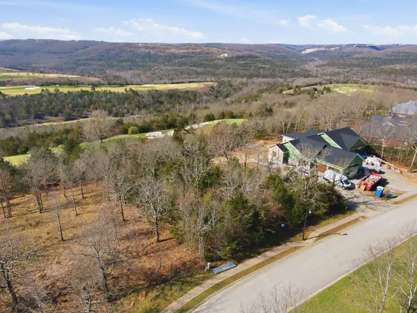 153 Windy Ridge DR, Hollister, MO 65672