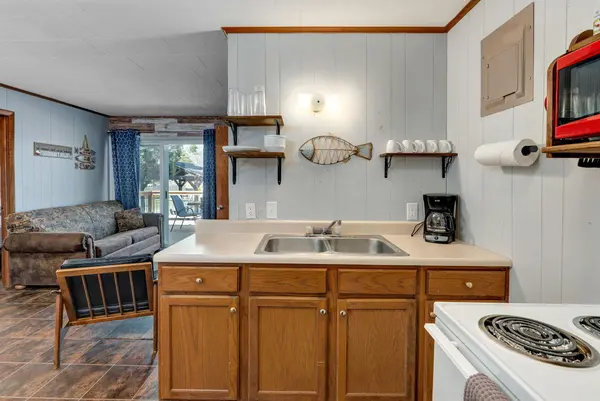 1715 Hideaway RD #C - 4, Galena, MO 65656