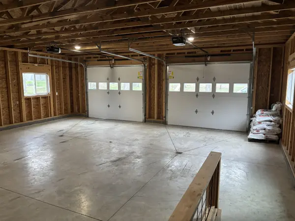 5 Quail Farm RD, Buffalo, MO 65622