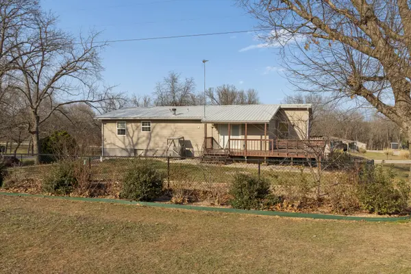 15030 E 2020 RD, Stockton, MO 65785