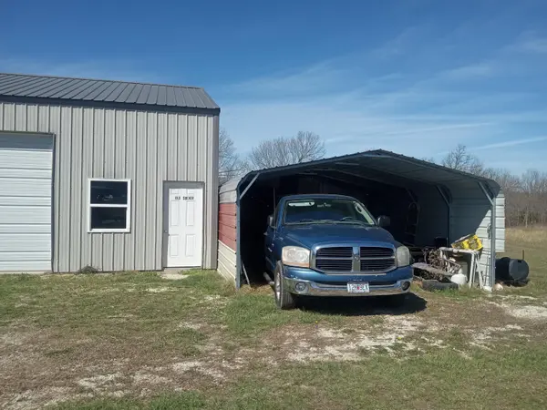 97 Three Springs, Long Lane, MO 65590