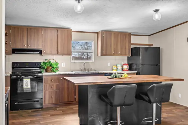 145 Grand AVE, Branson, MO 65616