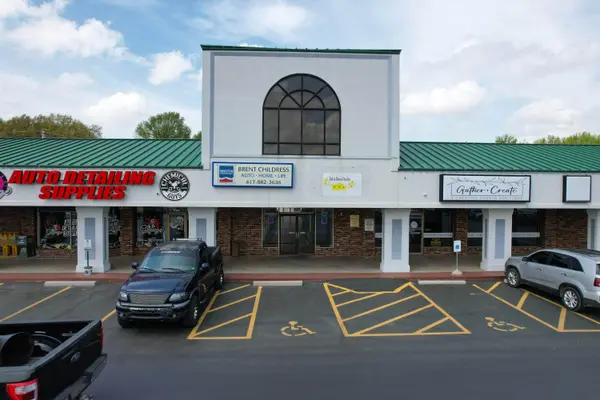 3857 S Campbell AVE #C&D, Springfield, MO 65807