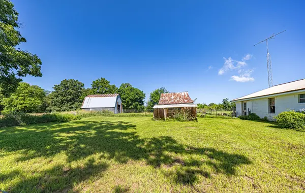 11518 Us Highway 65, Cross Timbers, MO 65634
