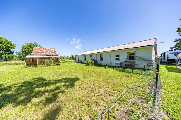 11518 Us Highway 65, Cross Timbers, MO 65634