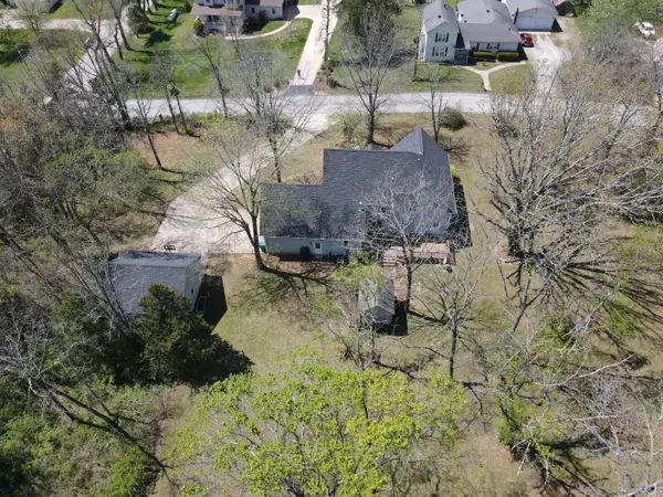 116 Clingan AVE, Willow Springs, MO 65793