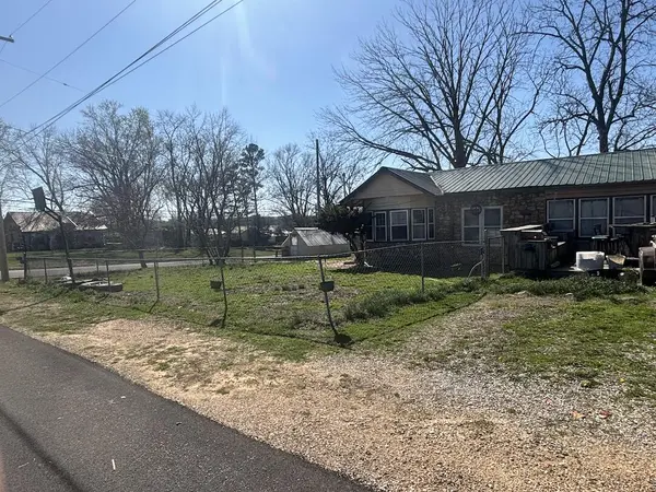 8643 Sapper ST, Winona, MO 65588