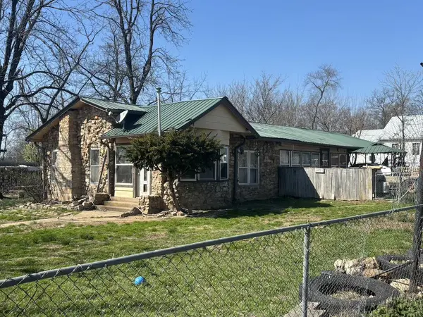 8643 Sapper ST, Winona, MO 65588