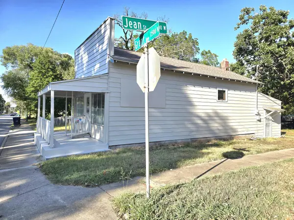 2500 N Grant AVE, Springfield, MO 65803