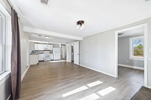 1348 County Road 806, Gainesville, MO 65655