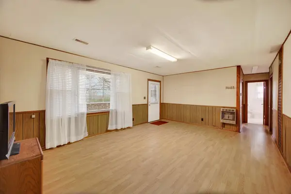 30050 State Highway T, Richland, MO 65556