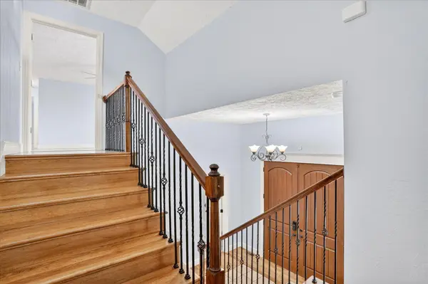 3245 W Brett DR, Springfield, MO 65810