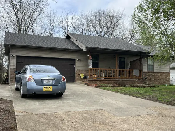 5467 Bradley ST, Pleasant Hope, MO 65725