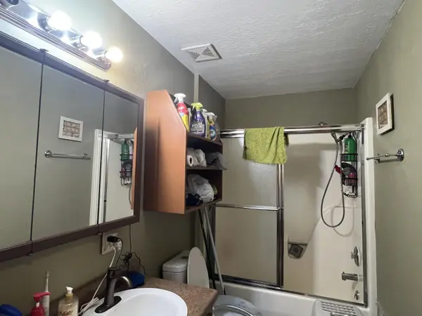 5467 Bradley ST, Pleasant Hope, MO 65725