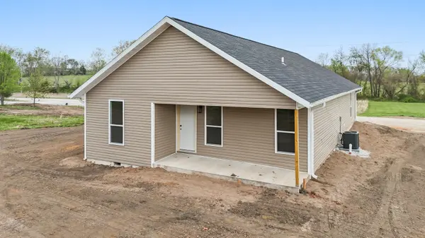 7902 Blockade, Seligman, MO 65745