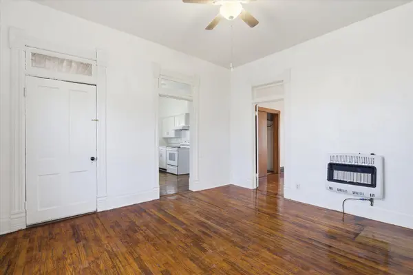 722 Maple ST, Mountain Grove, MO 65711