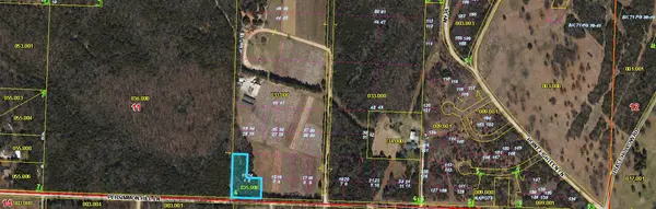 000 Persimmon Hill LN, Lampe, MO 65681