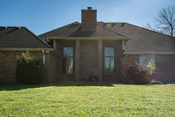4181 N Farm Road 35, Ash Grove, MO 65604