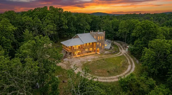 27298 State Highway 106, Eminence, MO 65466