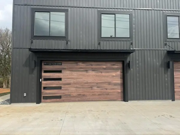 1503 Eisenhower ST #A & B, Monett, MO 65708