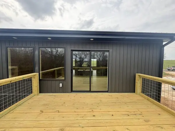 1503 Eisenhower ST #A, Monett, MO 65708