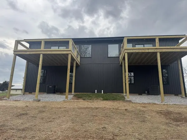 1503 Eisenhower ST #A, Monett, MO 65708