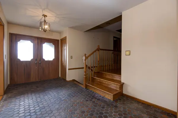 4897 N Farm Road 141, Springfield, MO 65803