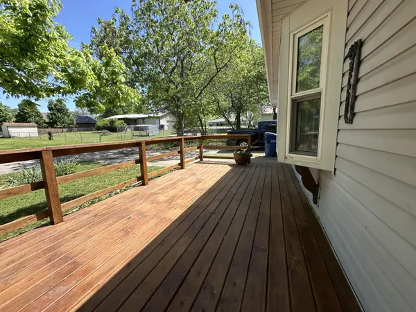23 Preston ST, Greenfield, MO 65661