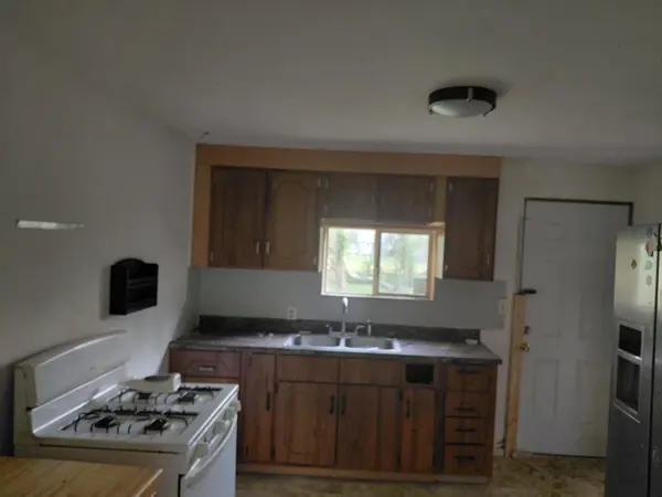 1400 W Catalpa ST, Springfield, MO 65807