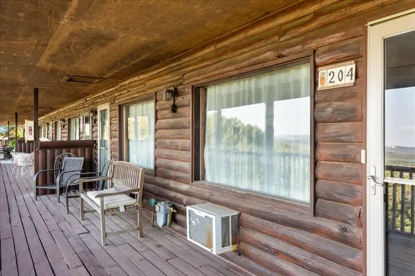 6089 State Hwy Dd #204 RD, Branson West, MO 65737