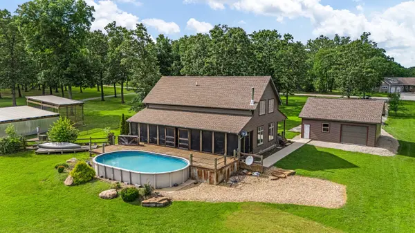 5560 Private Road 8072, West Plains, MO 65775