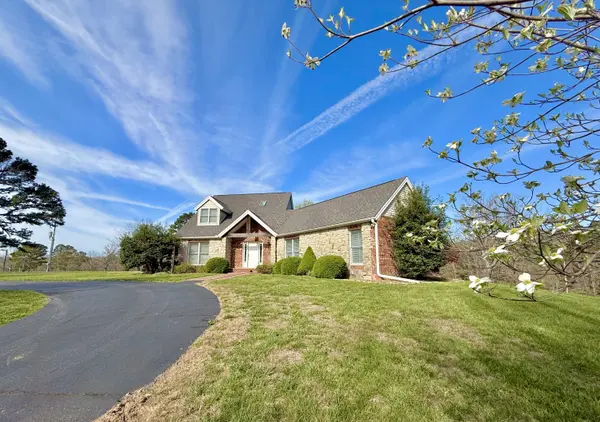 7805 Westwood DR, Houston, MO 65483