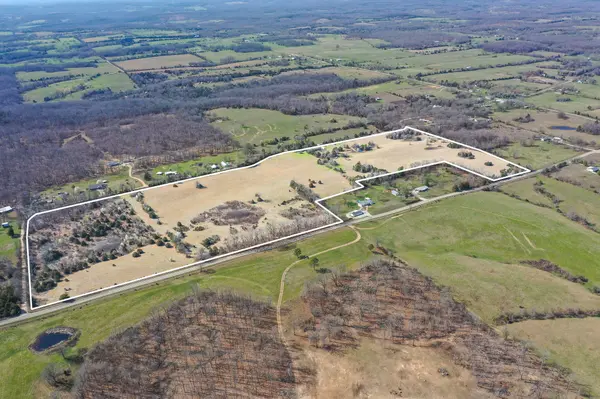 6738 County Road 429, Ava, MO 65608