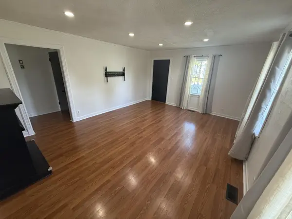 132 S Mc Connell AVE, Joplin, MO 64801