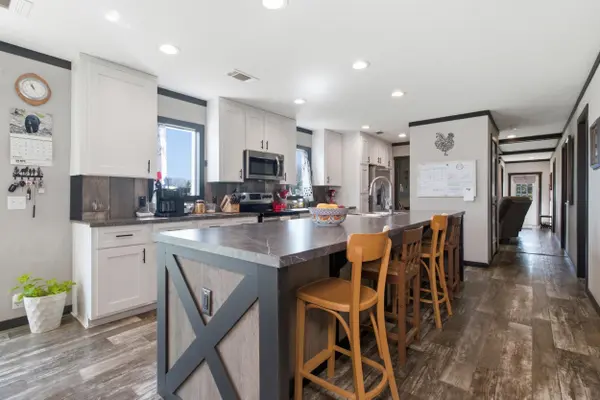 14489 Farm Road 1155, Cassville, MO 65625