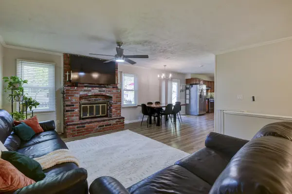 3409 S Rogers AVE, Springfield, MO 65804