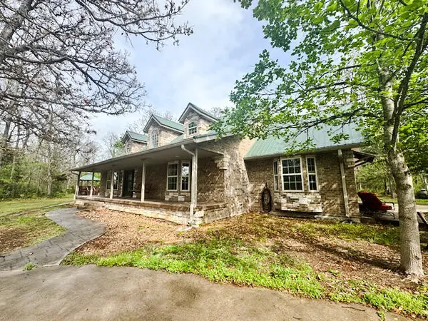 13965 Lawrence 2143, Mt Vernon, MO 65712