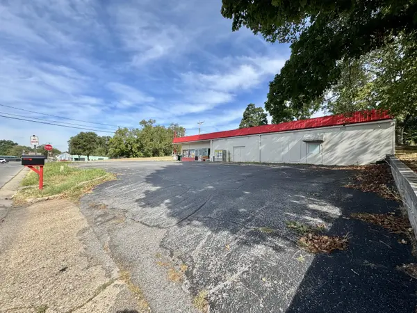 804 Saint Louis ST, West Plains, MO 65775