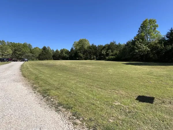 264 Black Oak RD, Fordland, MO 65652